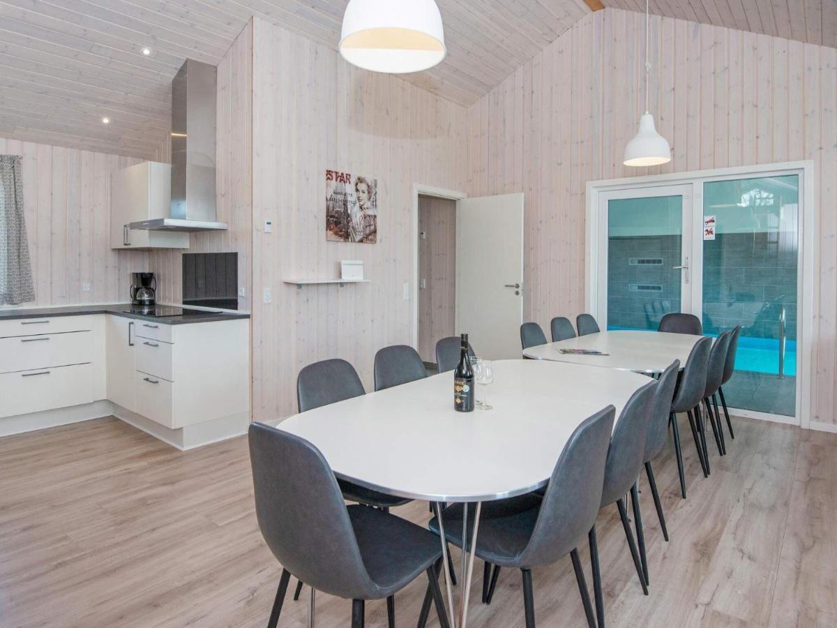 16 Person Holiday Home In R M Rømø Kirkeby Extérieur photo
